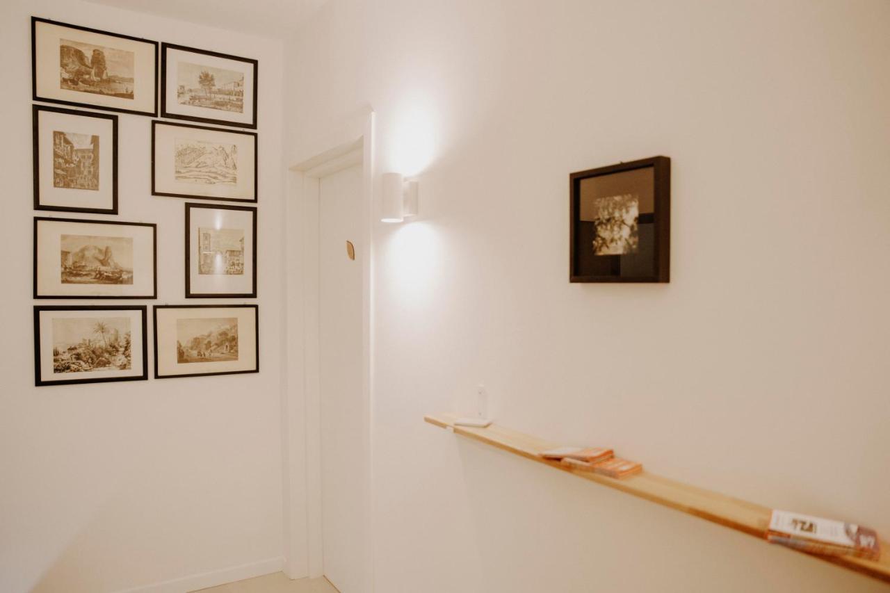 Petrarca17 Guest House A Due Passi Dal Mare تيراتشينا المظهر الخارجي الصورة